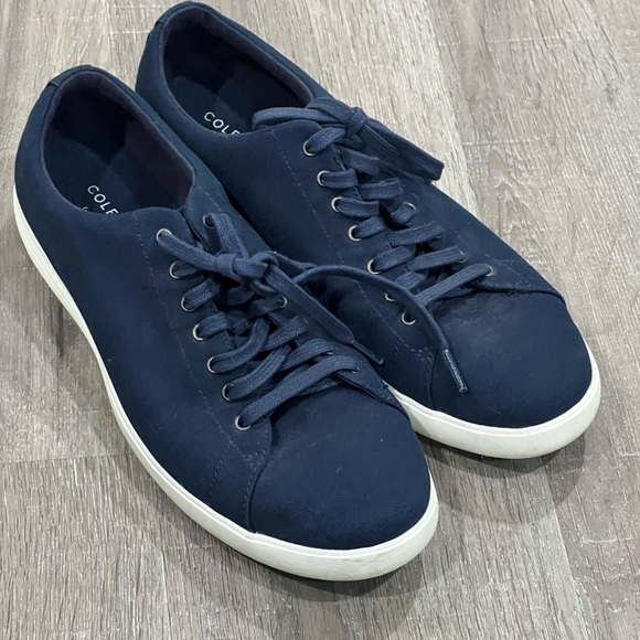 Cole Haan Size 9.5 GRAND OS Casual Cotton Navy Sneaker Shoe - Picture 1 of 9